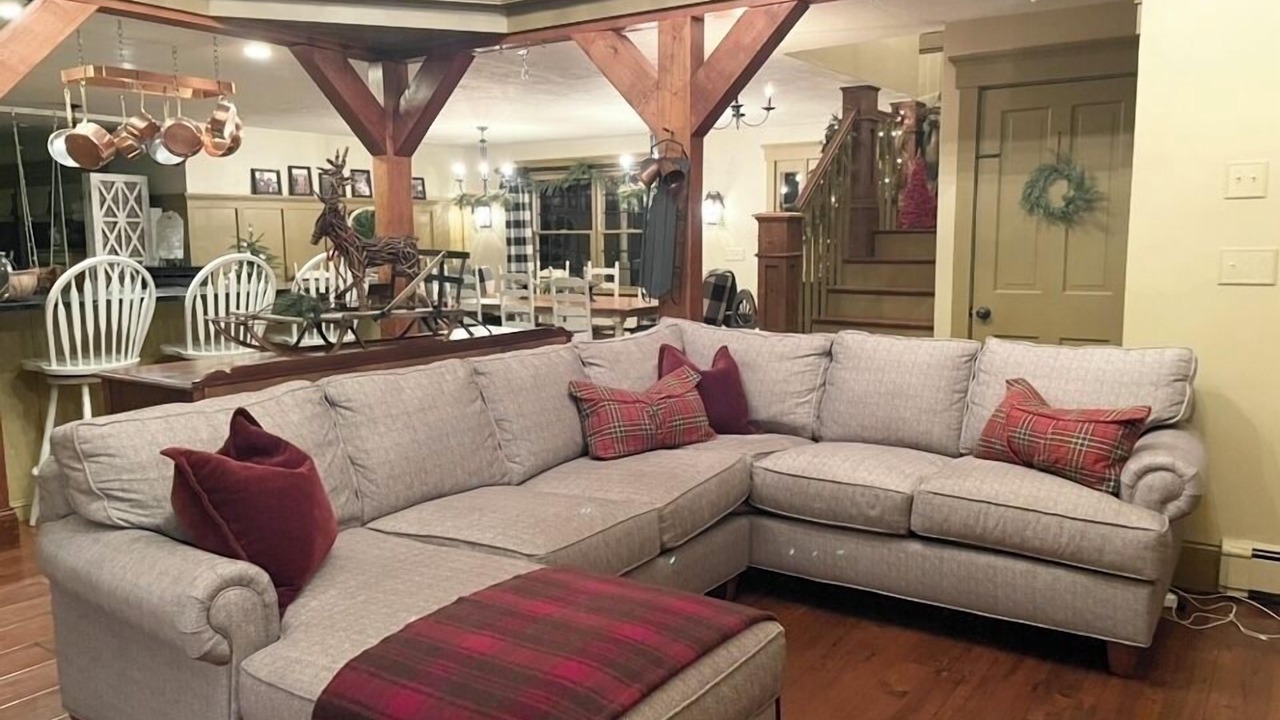 Photo of Livingroom in Brimfield
