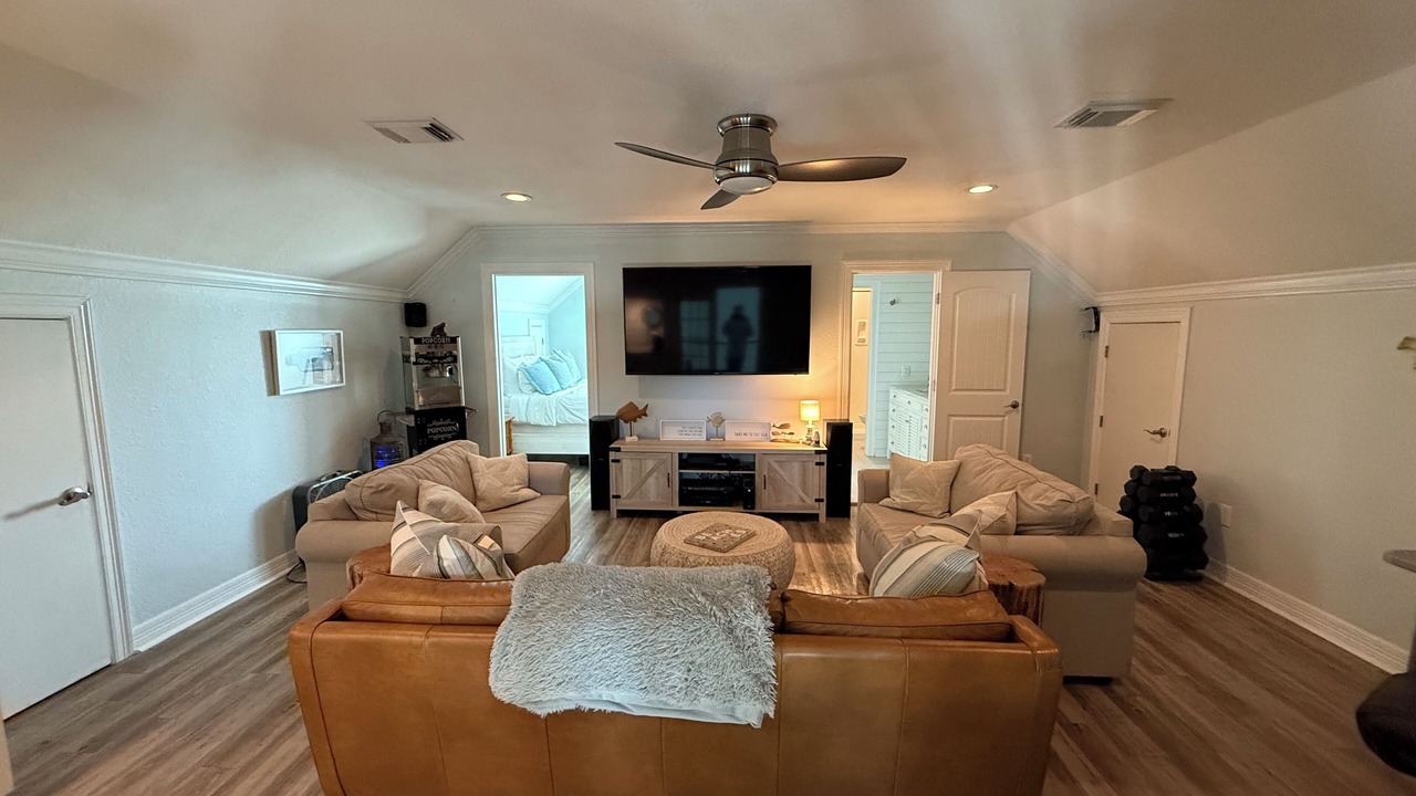 Photo of Livingroom in Surfside Beach