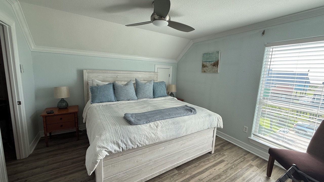 Photo of Bedroom in Surfside Beach