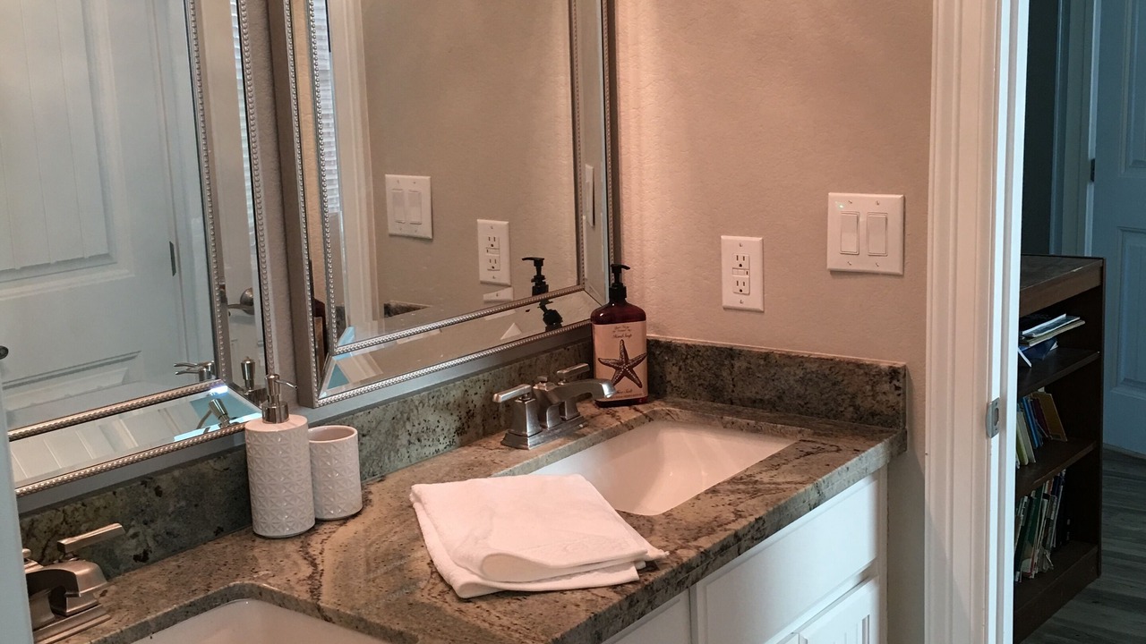 Photo of Bathroom in Surfside Beach