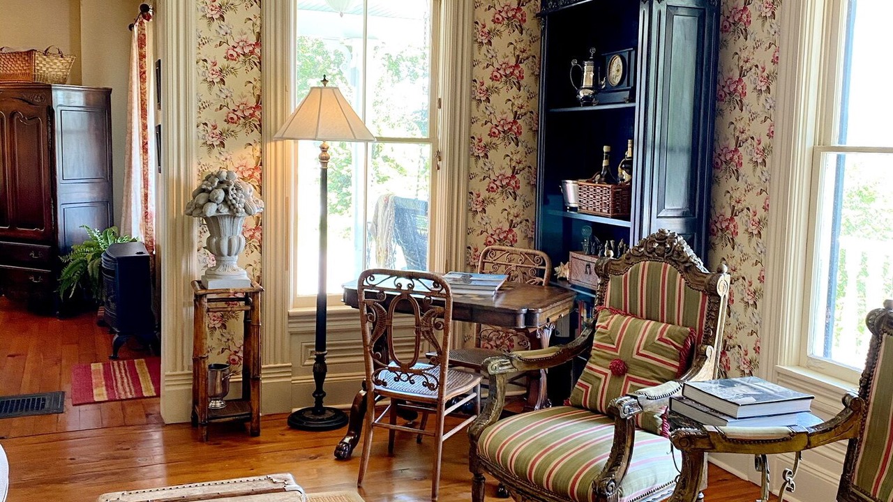 Photo of Livingroom in Cooperstown - Otsego Lake