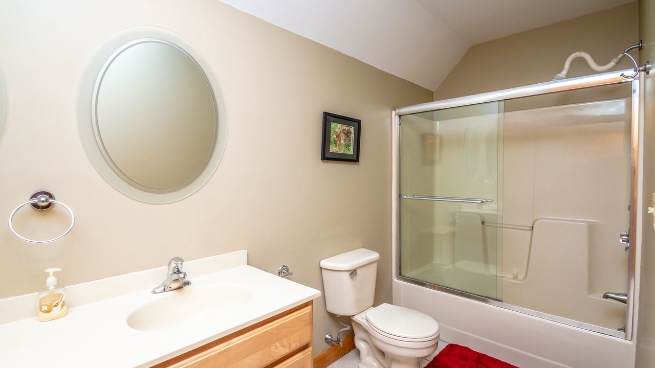 Photo of Bathroom in Intervale