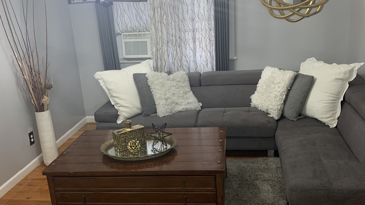Photo of Livingroom in Queens