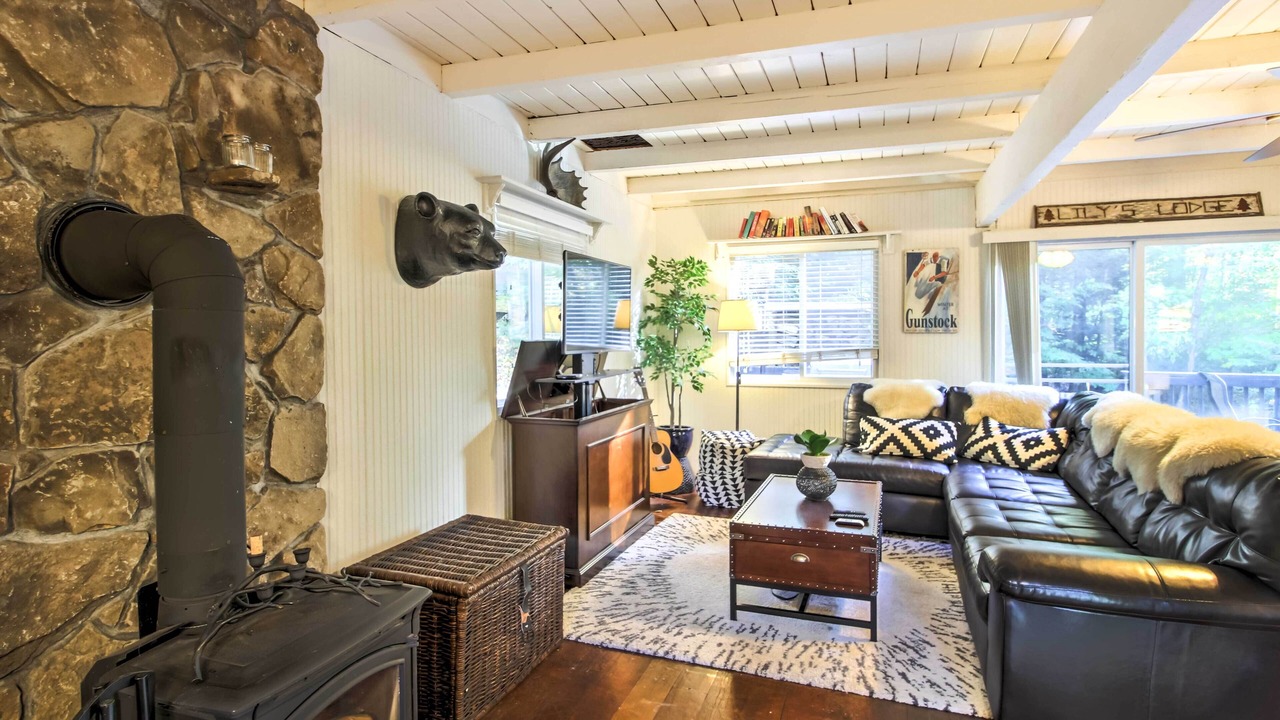 Photo of Livingroom in Gilford