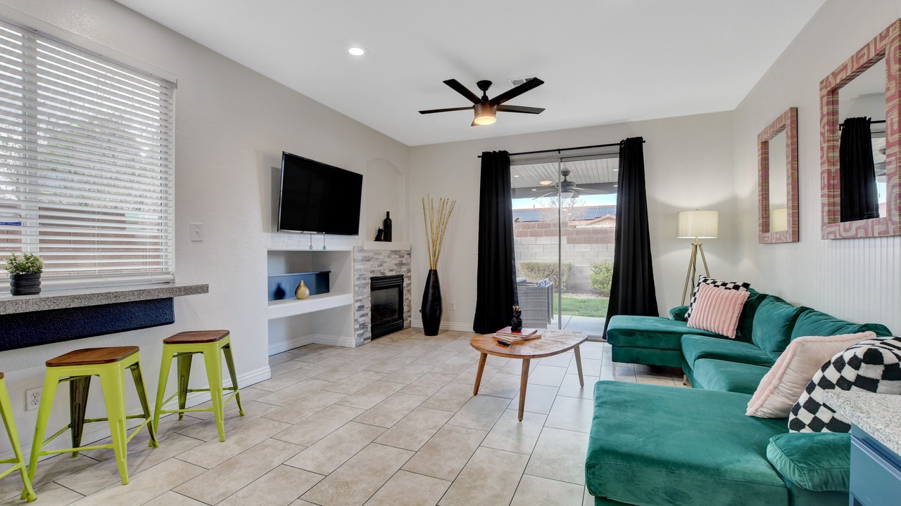 Photo of Livingroom in Silverado Ranch