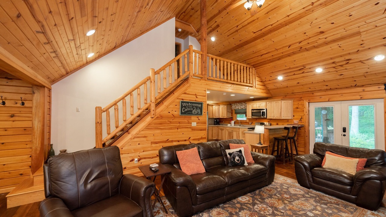 Photo of Livingroom in McHenry
