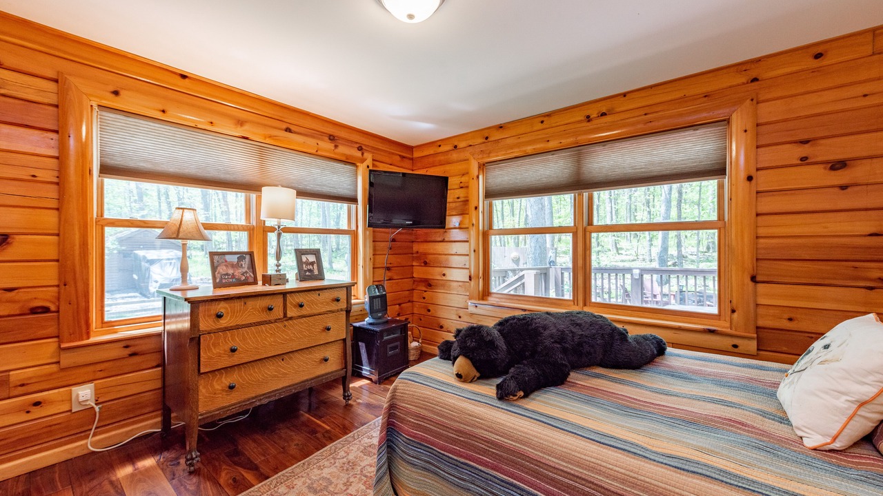 Photo of Bedroom in McHenry