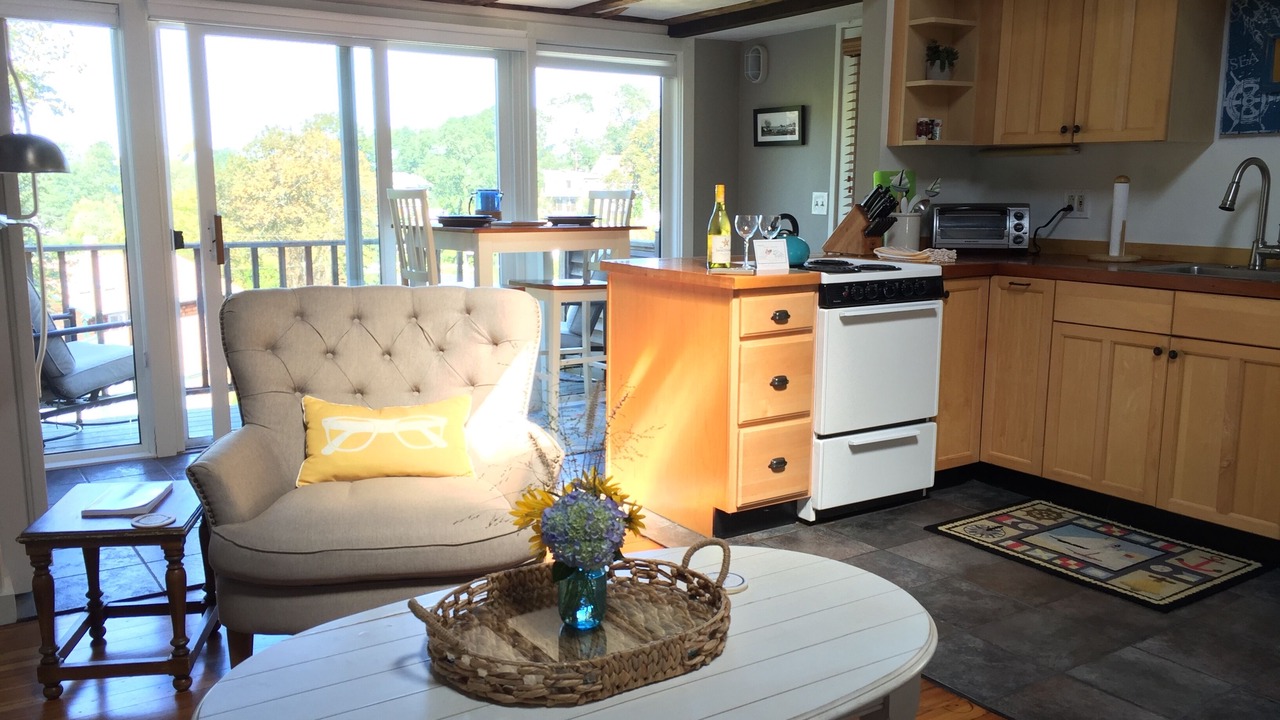Photo of Livingroom in Gloucester
