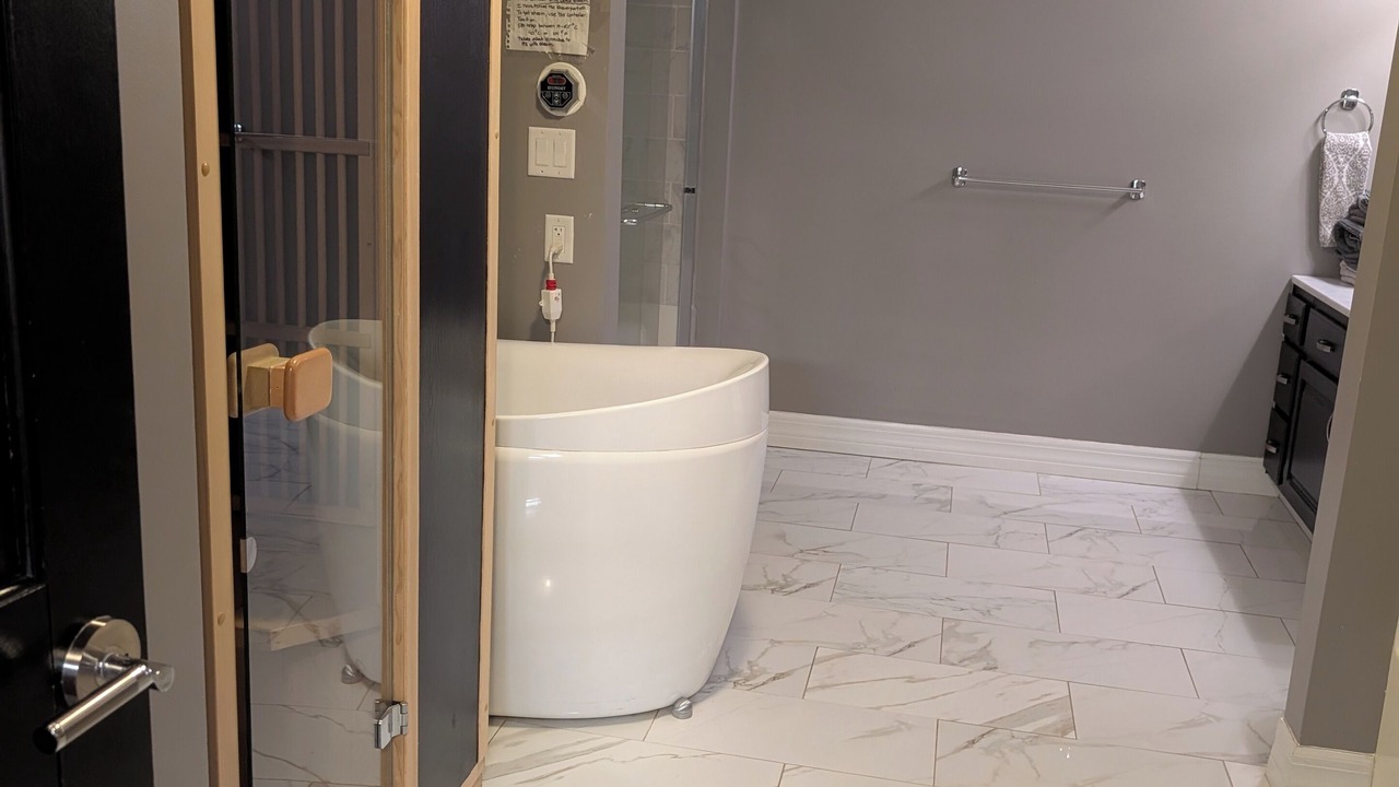 Photo of Bathroom in Alder Creek