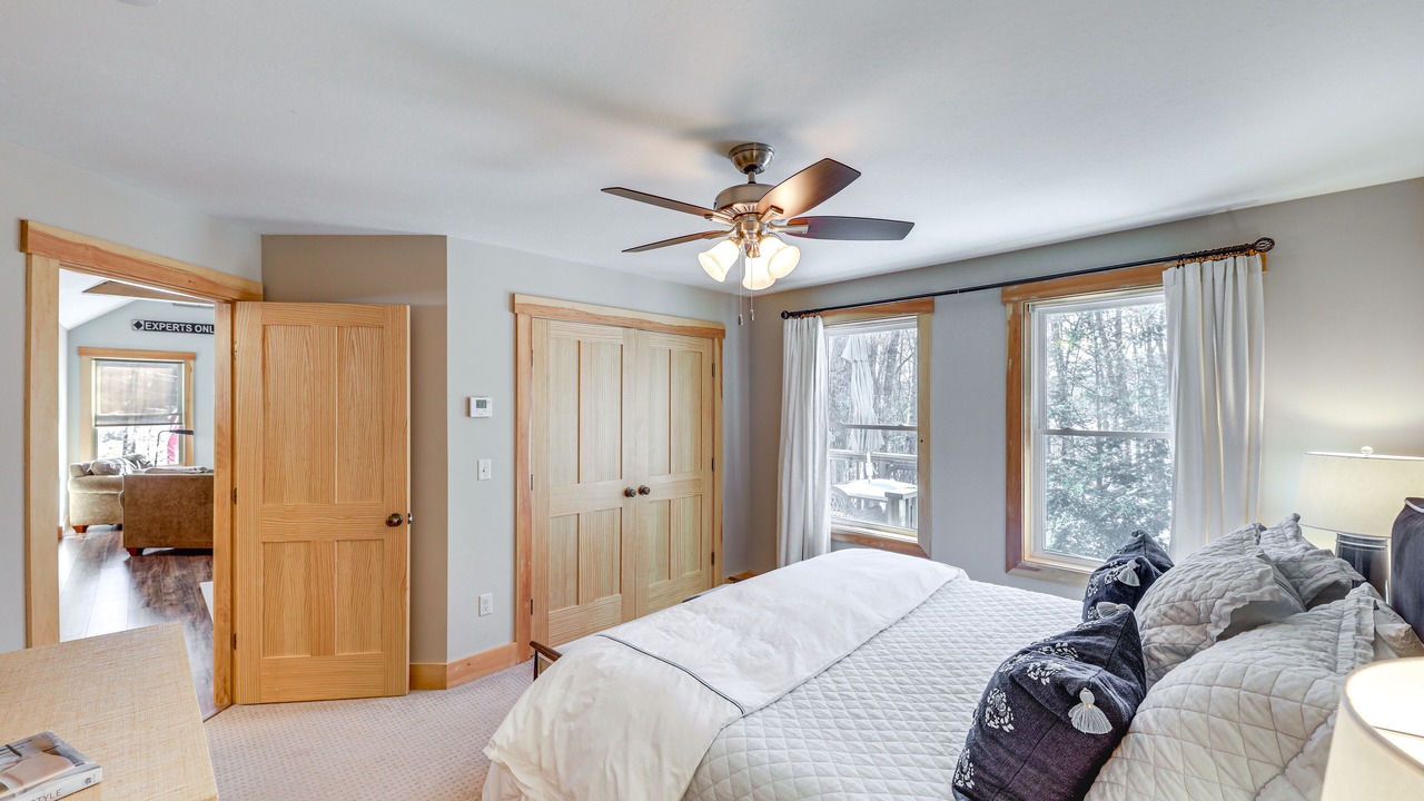Photo of Bedroom in Eidelweiss Village