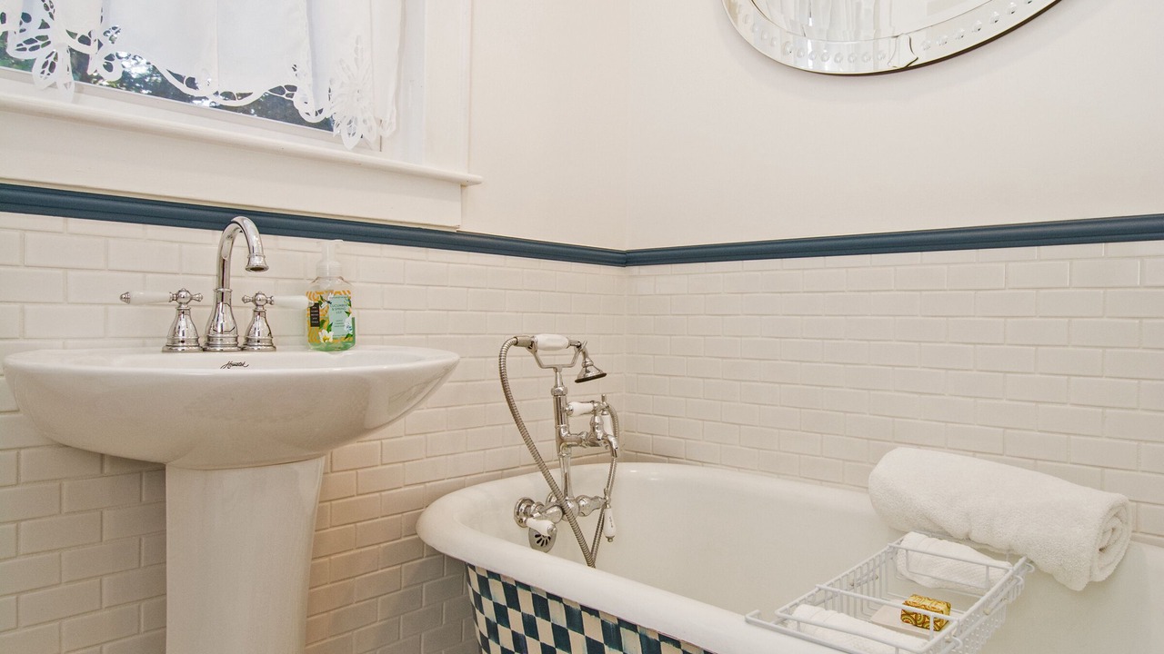 Photo of Bathroom in Lewisburg