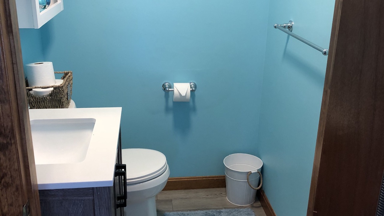 Photo of Bathroom in York Beach