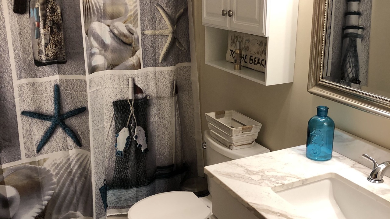 Photo of Bathroom in York Beach