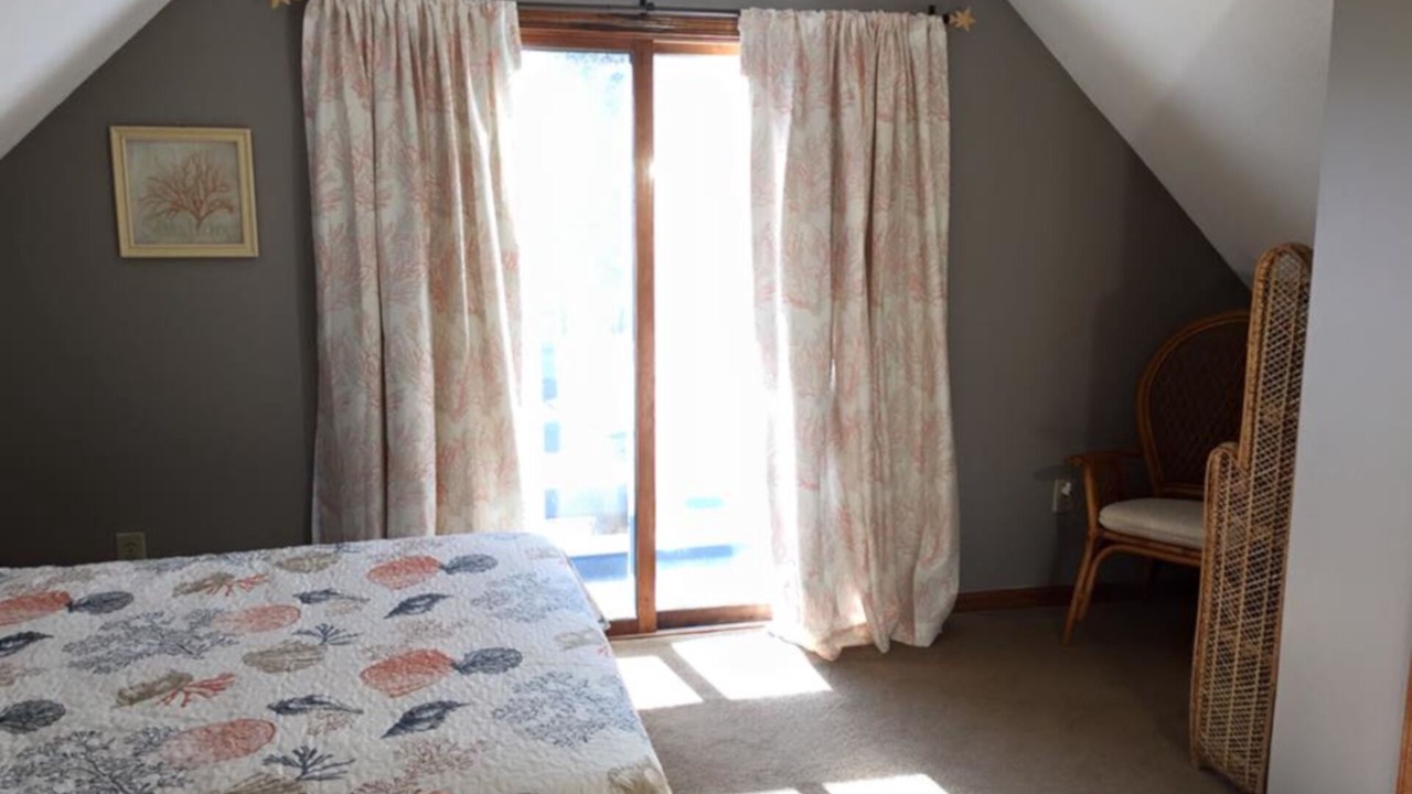 Photo of Bedroom in York Beach