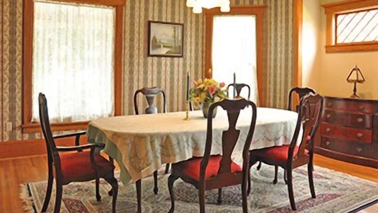 Photo of Livingroom in Elmira