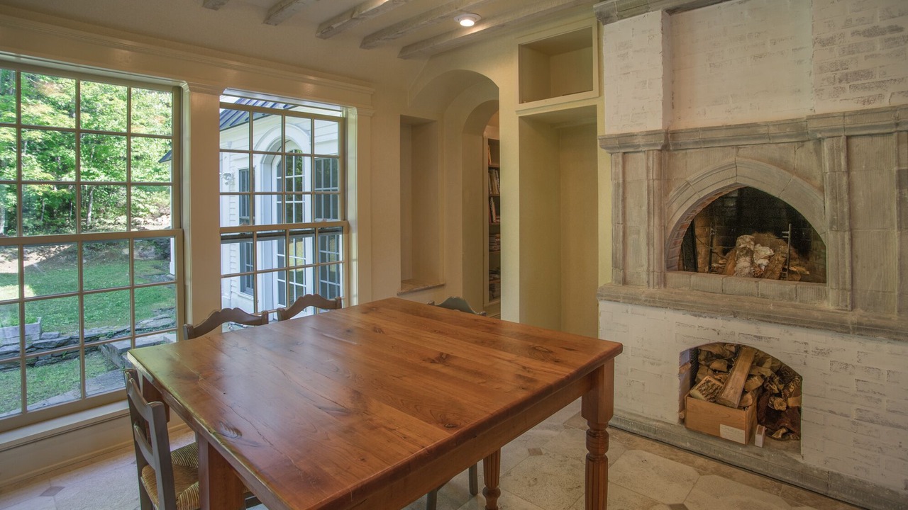 Photo of Livingroom in Newfane