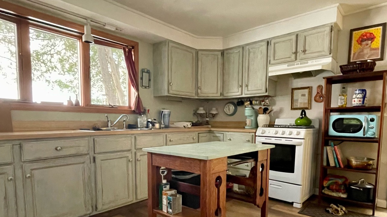 Photo of Kitchen in Bridport