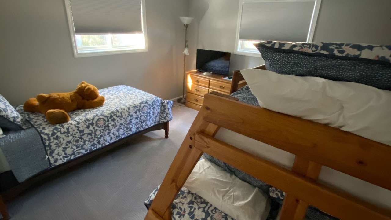 Photo of Bedroom in Moultonborough