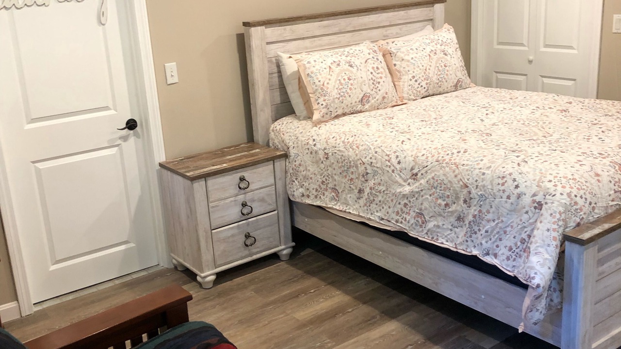 Photo of Bedroom in Moultonborough