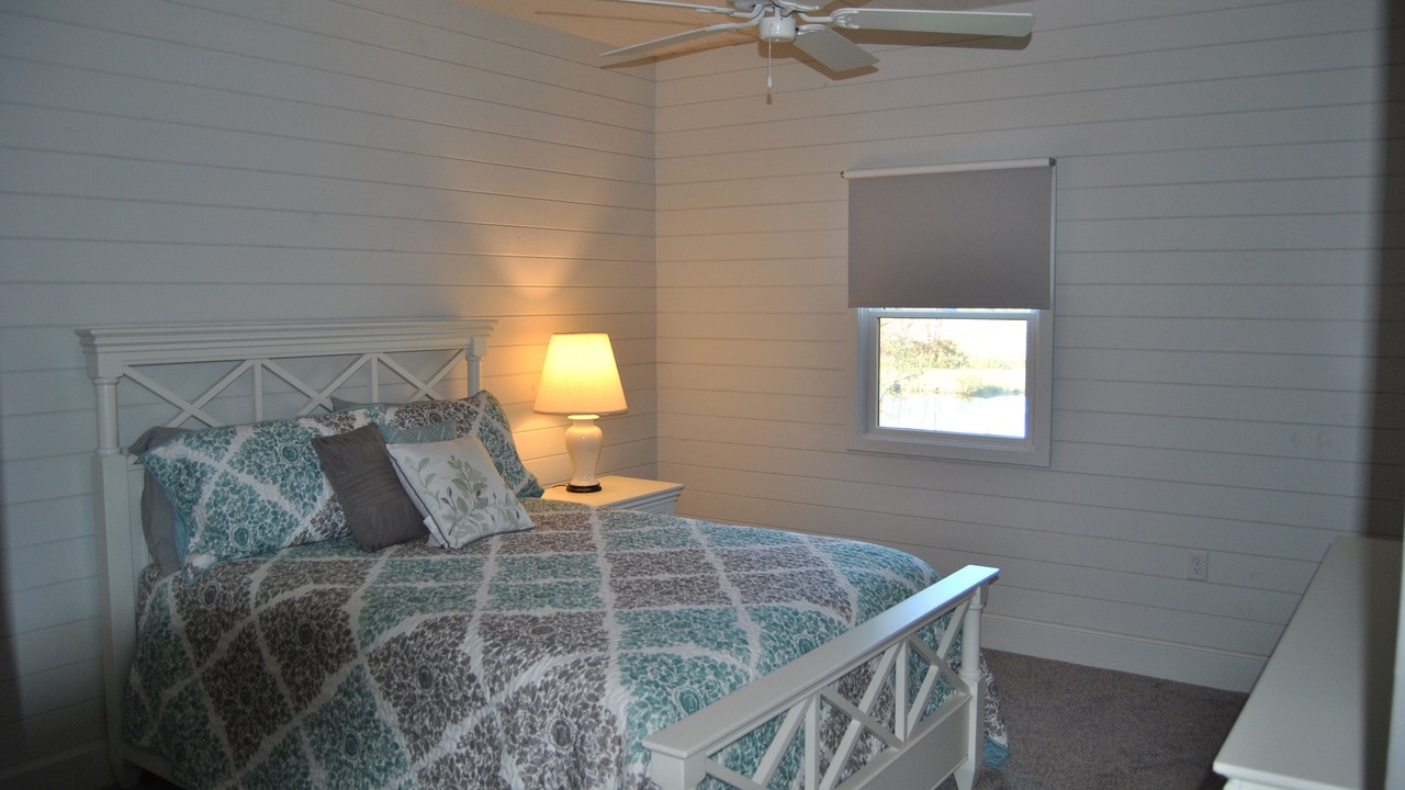 Photo of Bedroom in Honeoye
