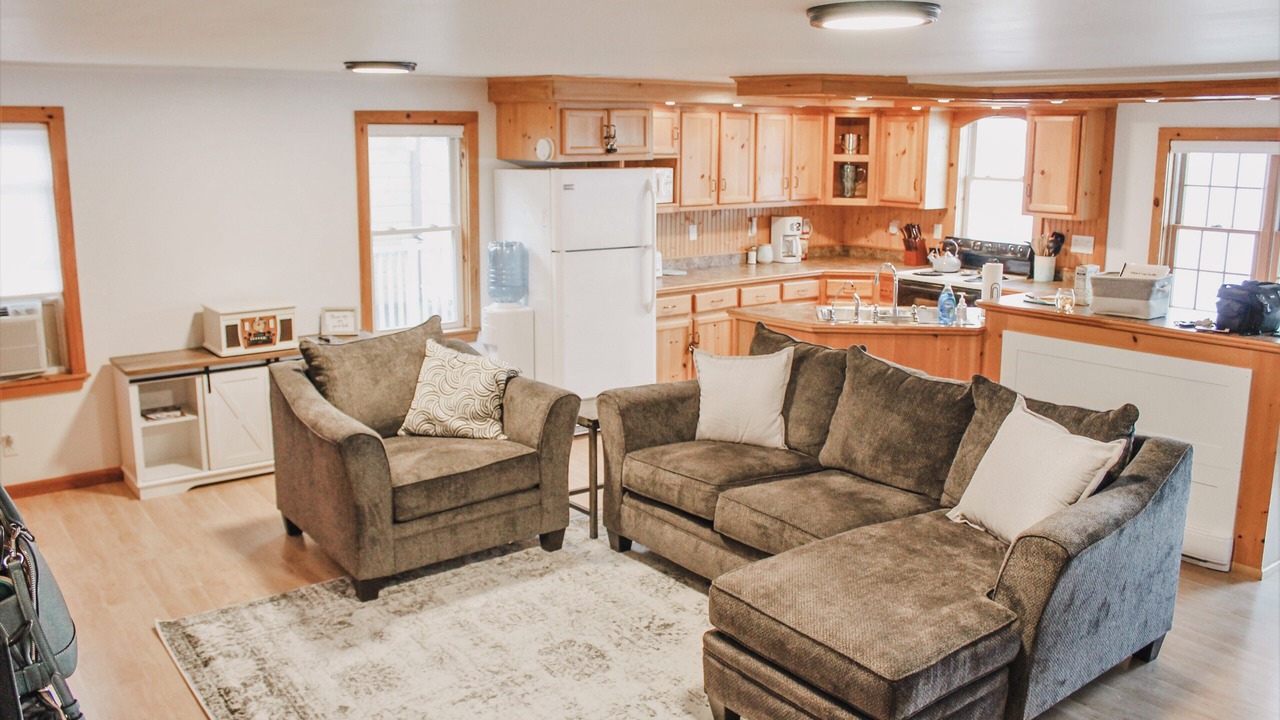 Photo of Livingroom in Cooperstown - Otsego Lake