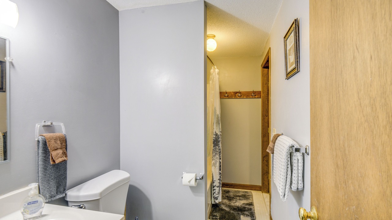 Photo of Bathroom in Eidelweiss Village