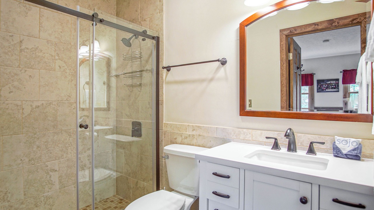 Photo of Bathroom in Snowshoe