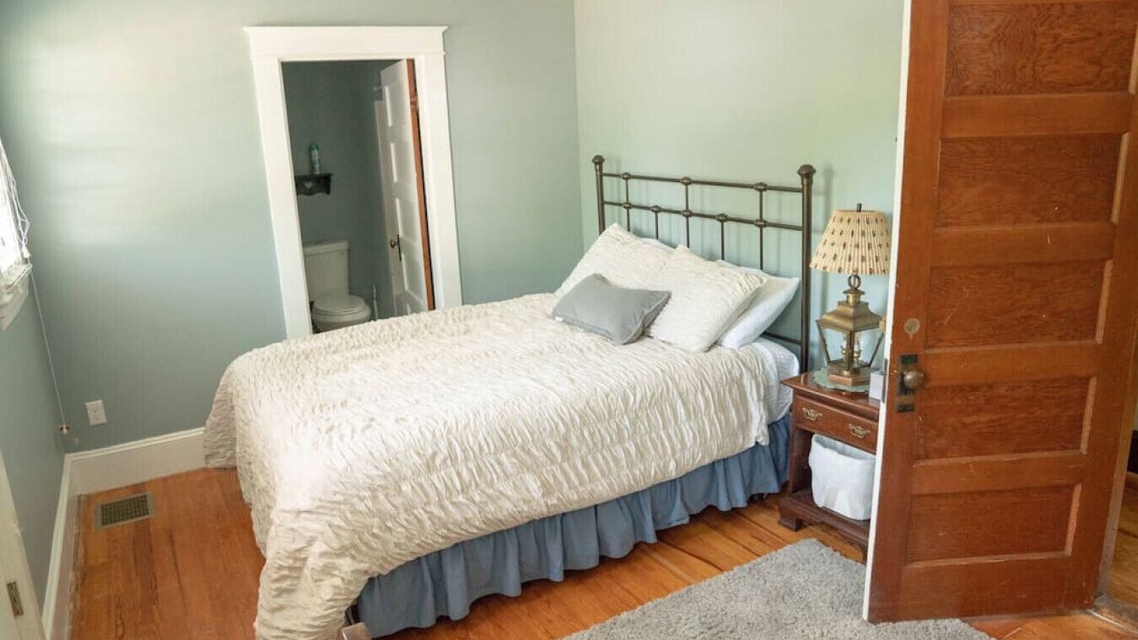 Photo of Bedroom in Jackson