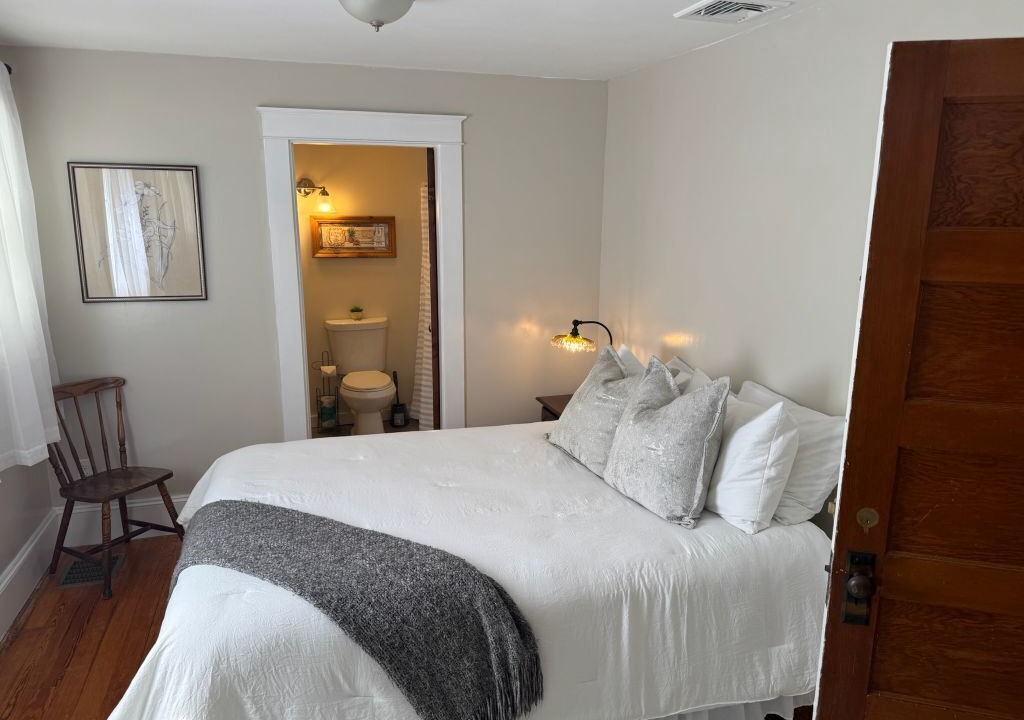 Photo of Bedroom in Jackson