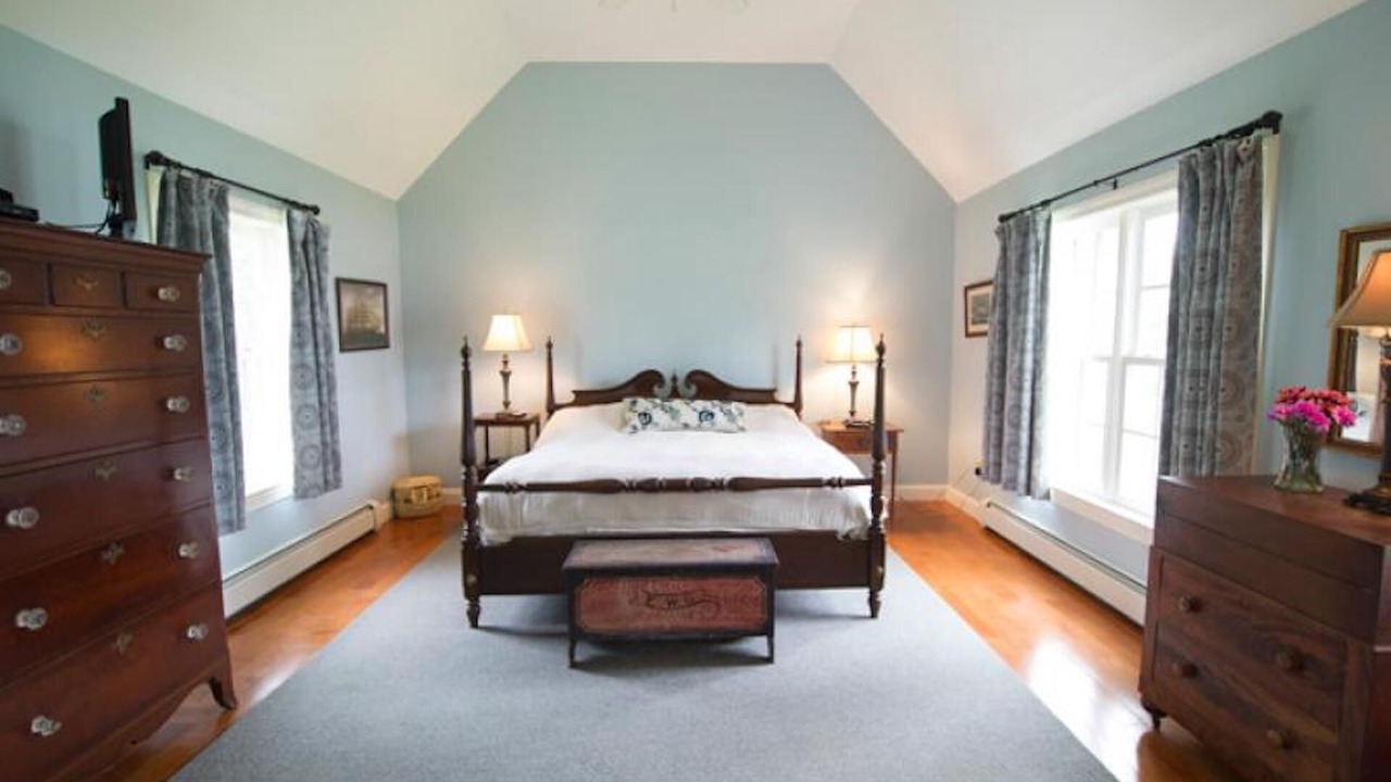 Photo of Bedroom in Waldoboro