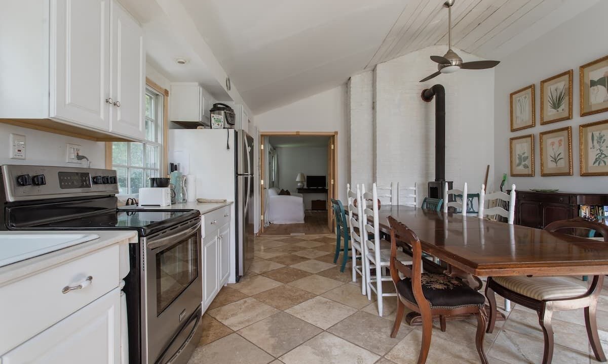 Photo of Kitchen in Village of Southampton