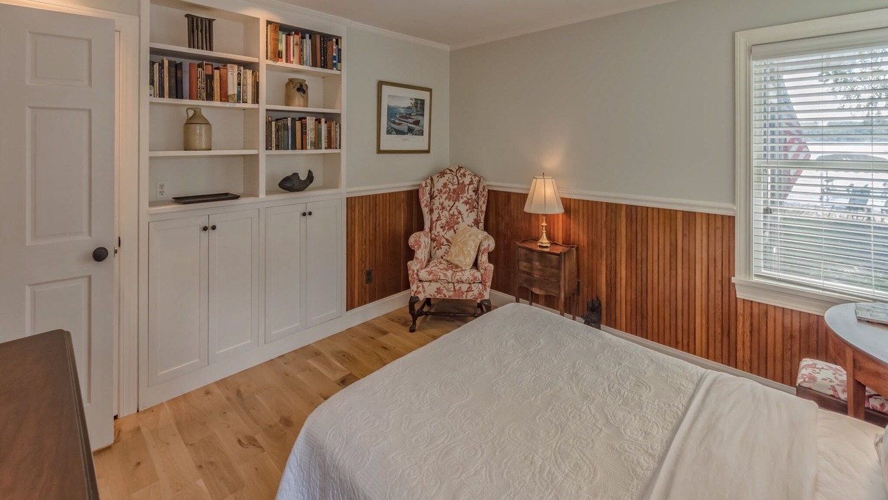 Photo of Bedroom in Canandaigua