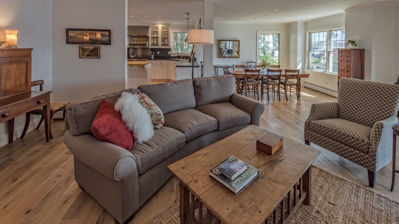 Photo of Livingroom in Canandaigua