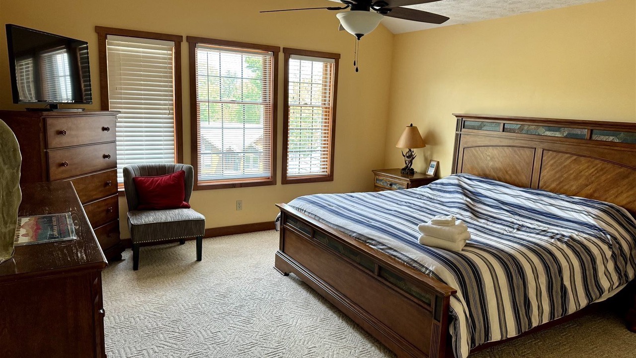 Photo of Bedroom in Timberline