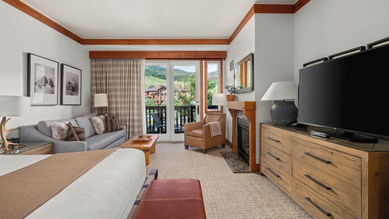 Photo of Livingroom in Stowe Area