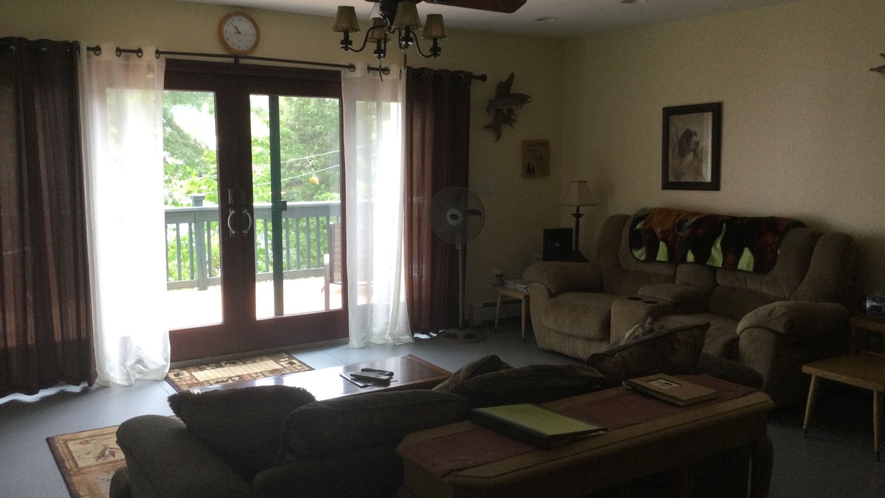 Photo of Livingroom in Poultney