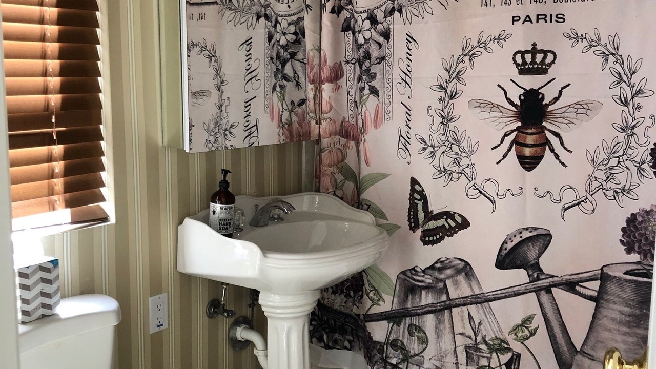 Photo of Bathroom in Hampton Bays