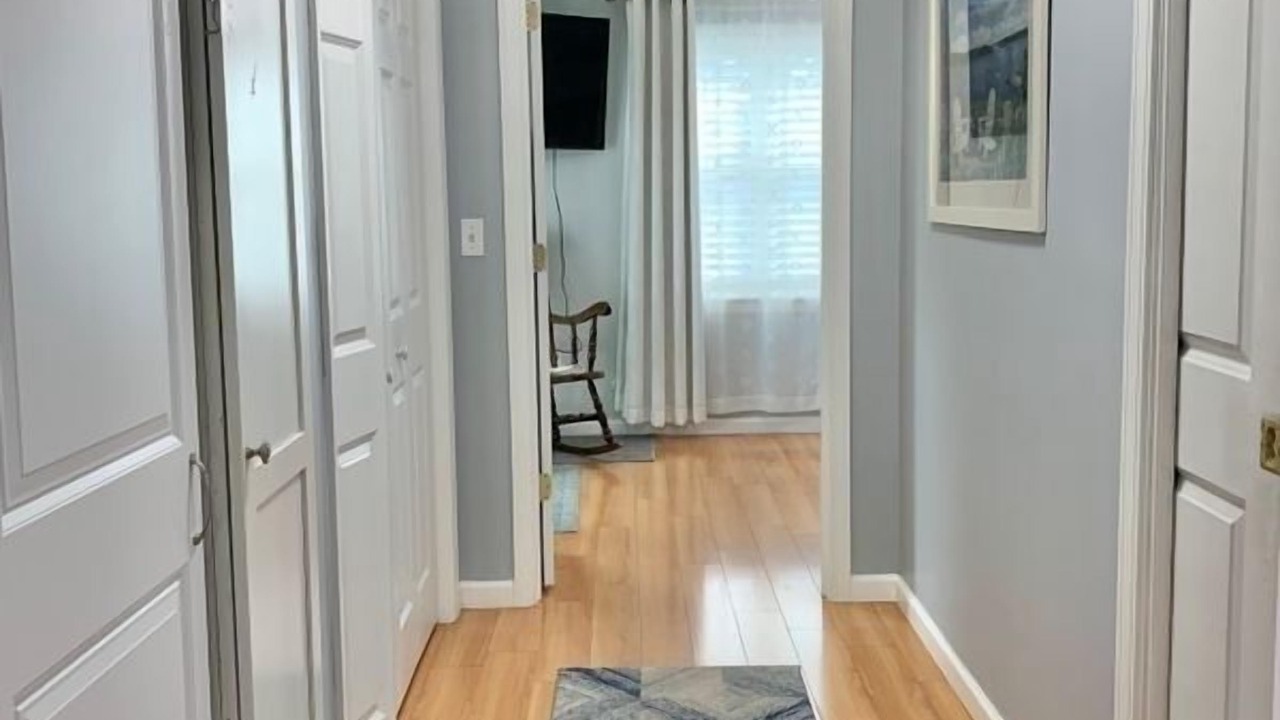 Photo of Others in Saybrook Manor