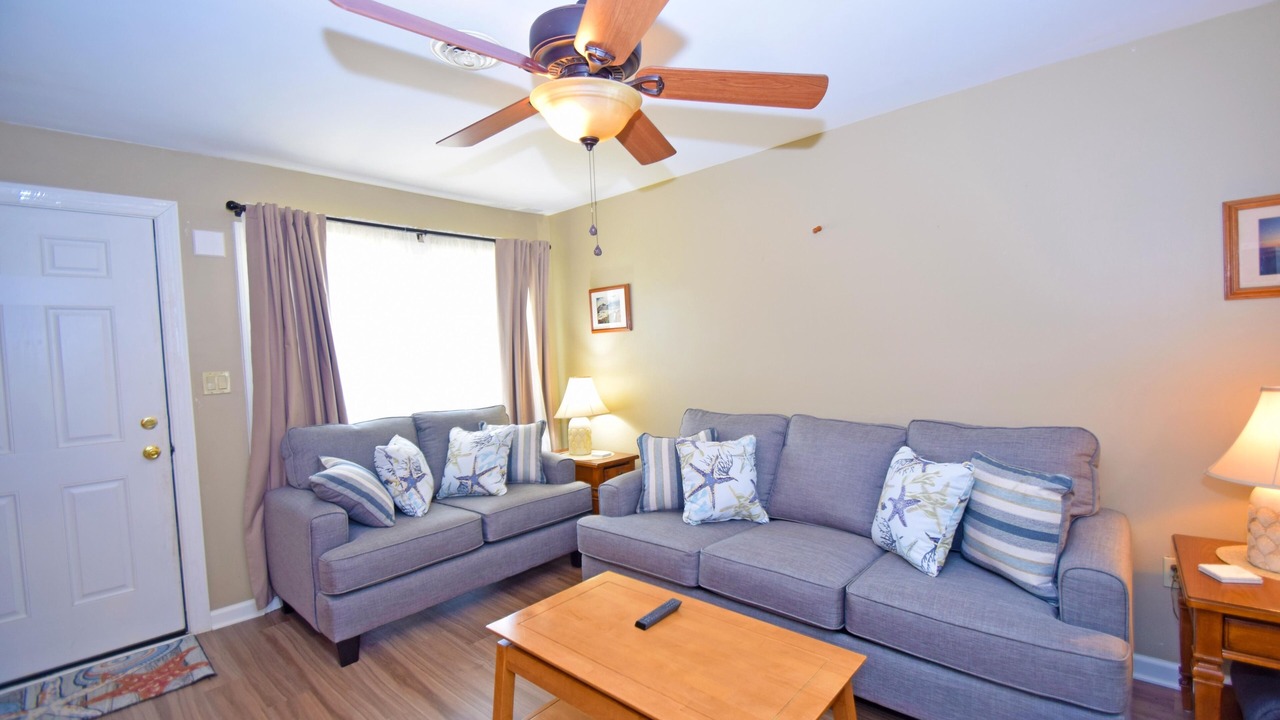 Photo of Livingroom in North Ocean City