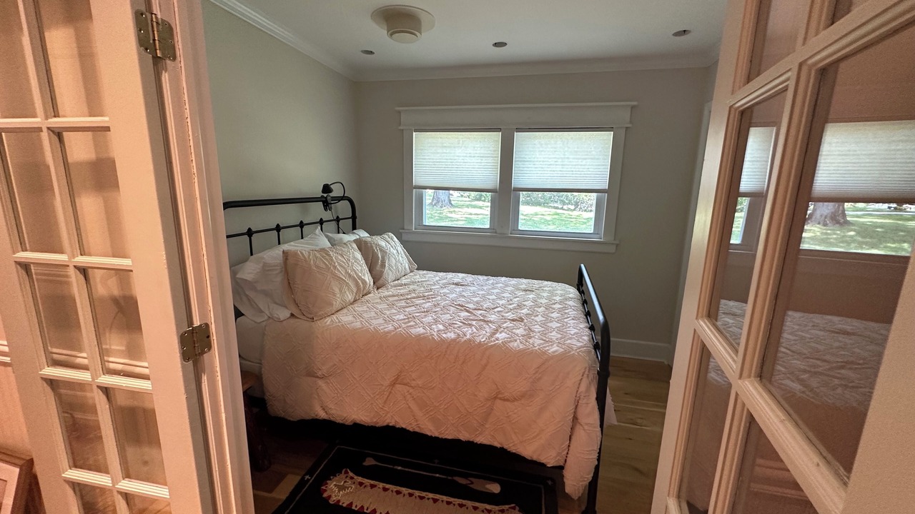Photo of Bedroom in Bolton Landing