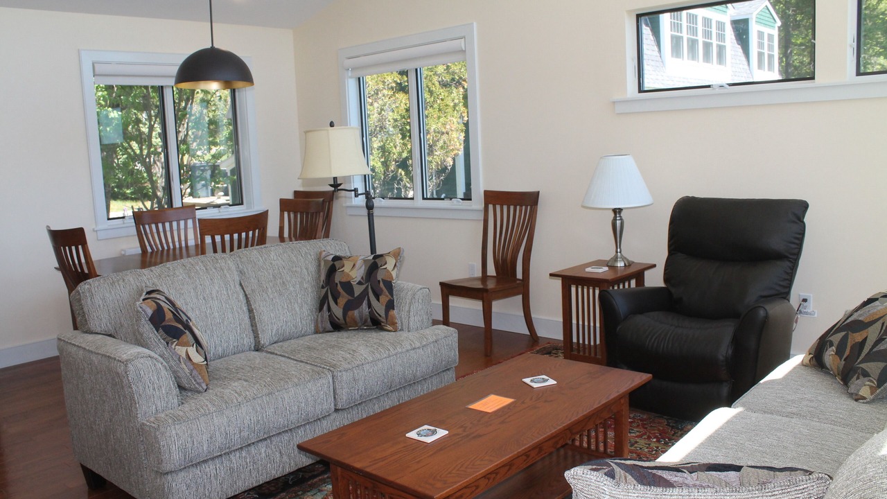 Photo of Livingroom in Hulls Cove