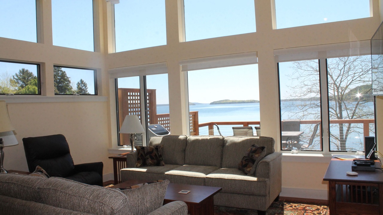 Photo of Livingroom in Hulls Cove