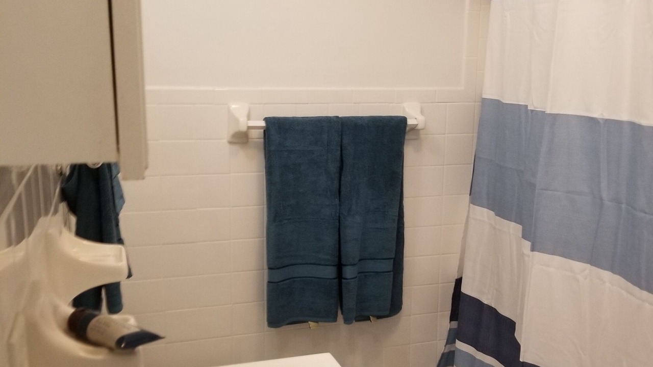 Photo of Bathroom in Central Park North