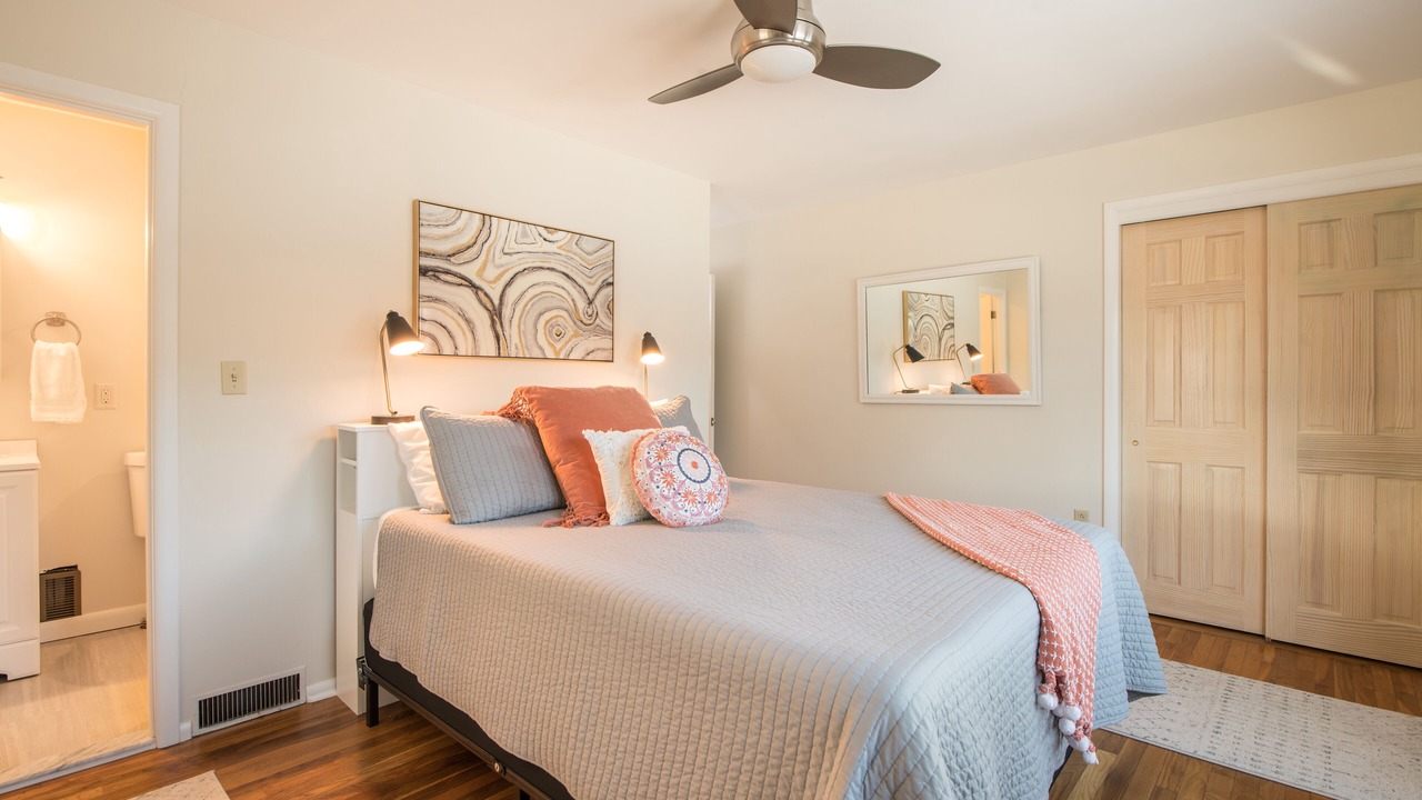 Photo of Bedroom in Silver Bay