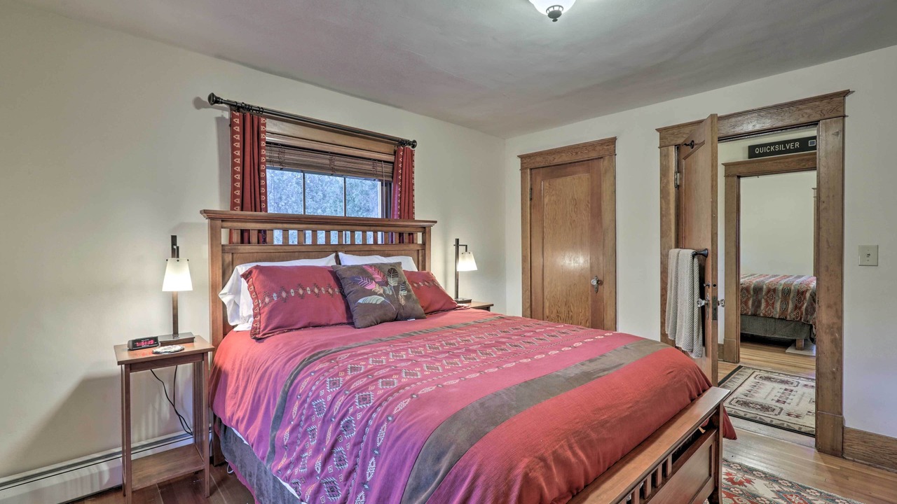 Photo of Bedroom in North Creek