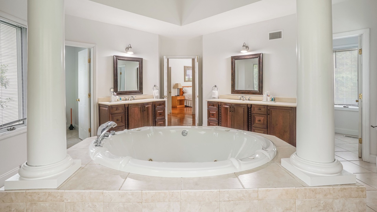 Photo of Bathroom in Hampton Bays