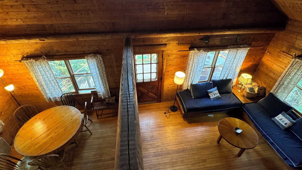Photo of Livingroom in Seal Cove