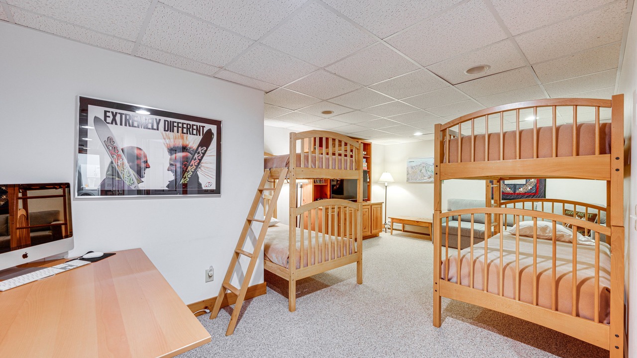 Photo of Bedroom in North Troy