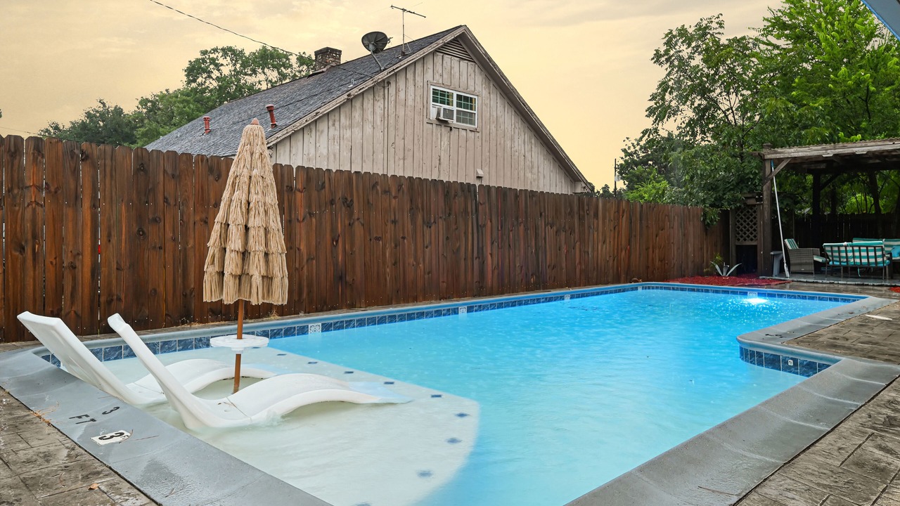 Photo of Outdoor in Sharpstown