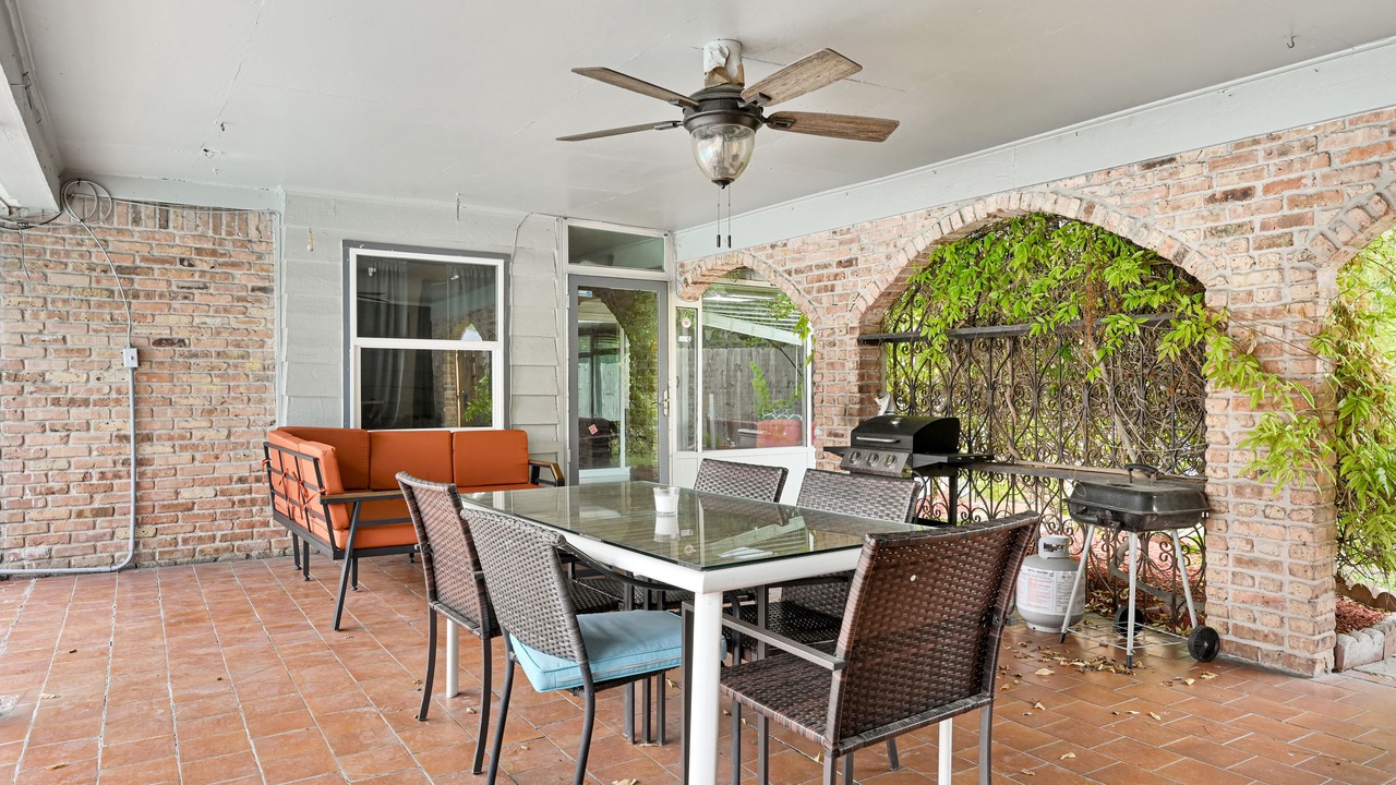 Photo of Outdoor in Sharpstown